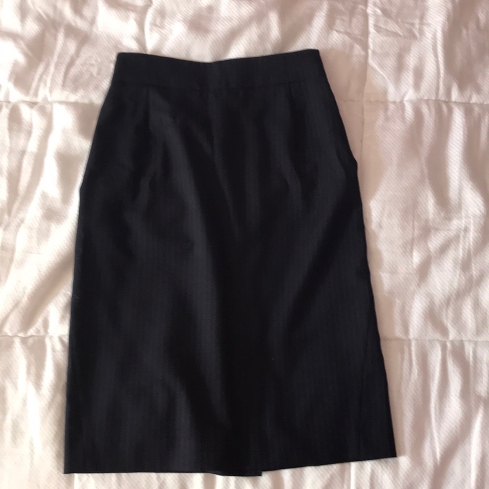 Theory pin stripe skirt